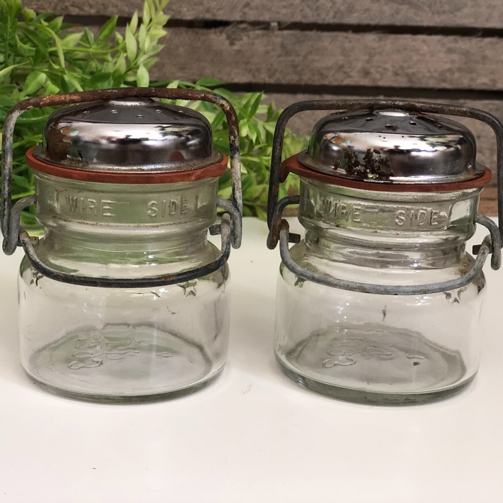 Antique Vtg 1893 FP Mason Jar Salt Pepper Shakers Glass With Bail Farmhouse 4&7